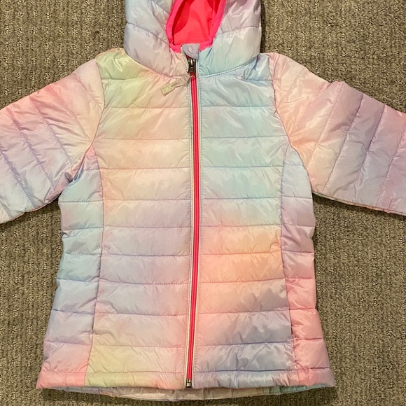 Amazon Essentials Kids Pastel Puffer Jacket - Picture 2 of 4